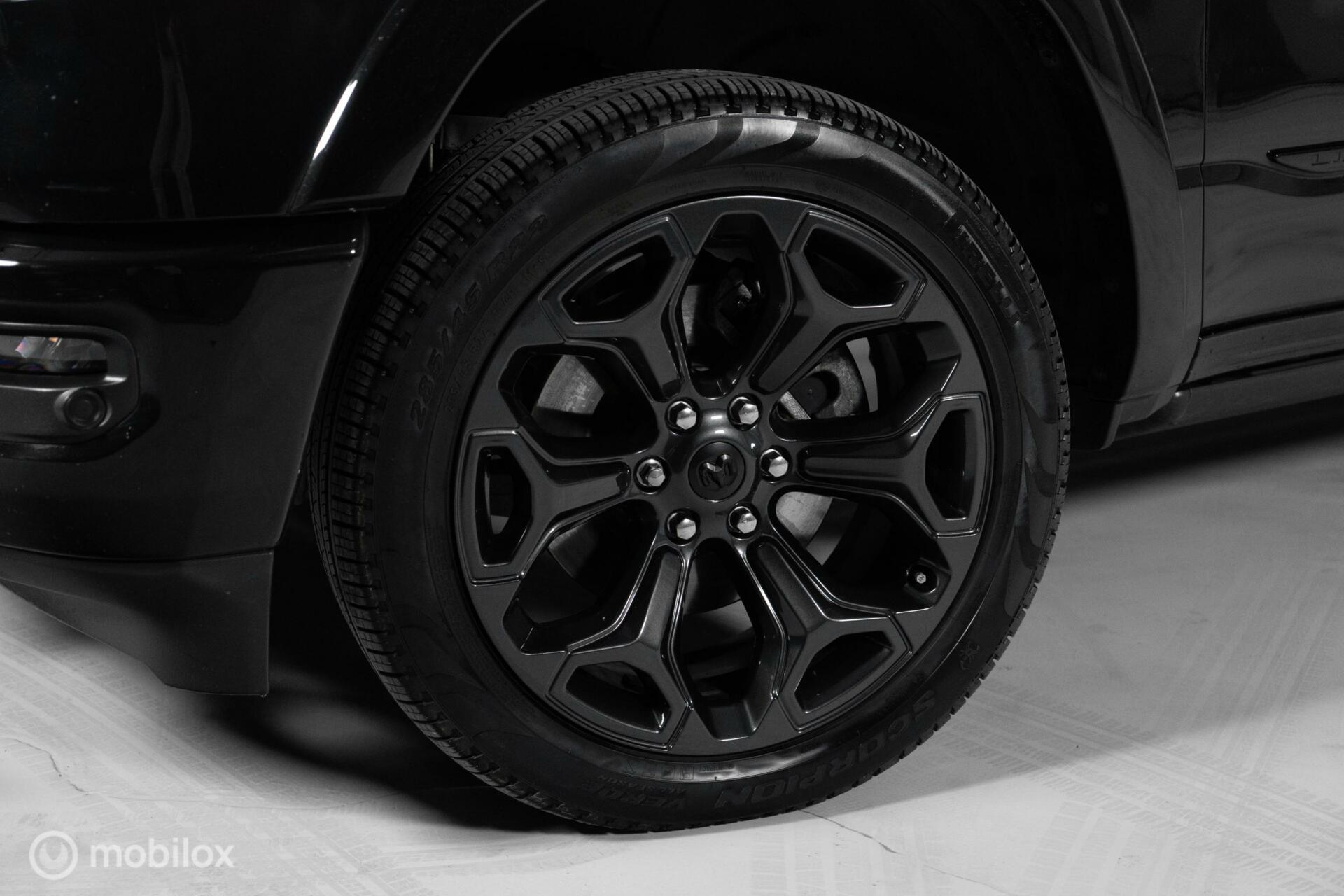 
Dodge Ram 1500 4X4 5.7 V8 4×4 Crew Cab Limited vol									