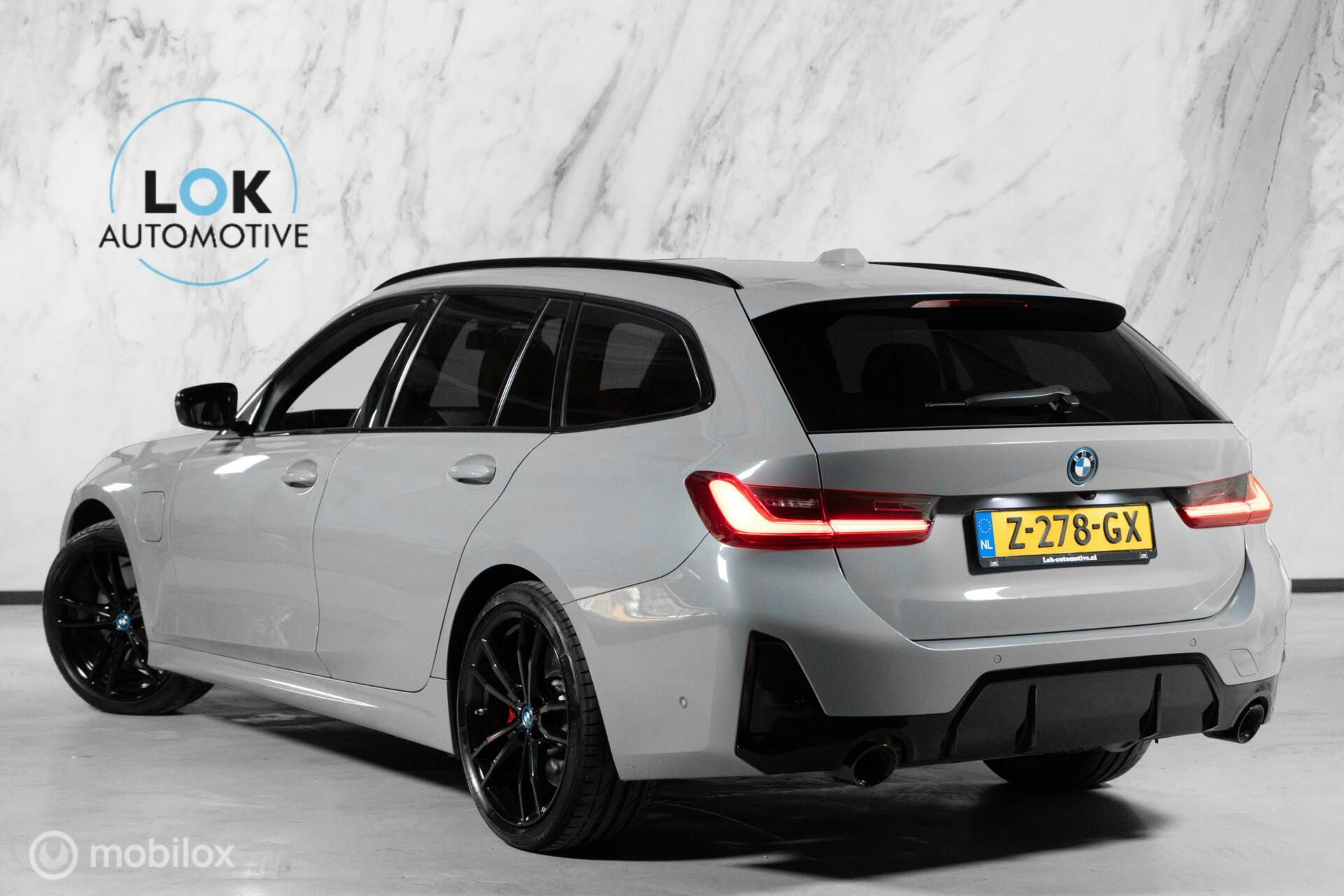 
BMW 3-serie Touring 330e xDrive vol									