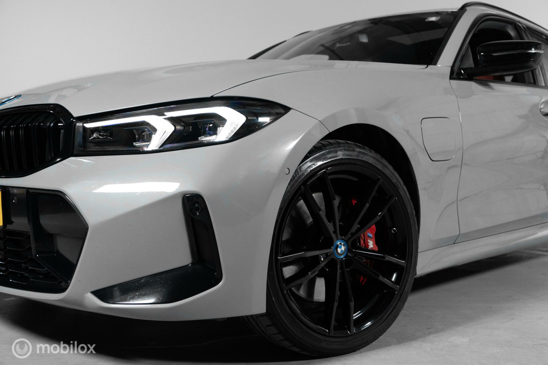 
BMW 3-serie Touring 330e xDrive vol									