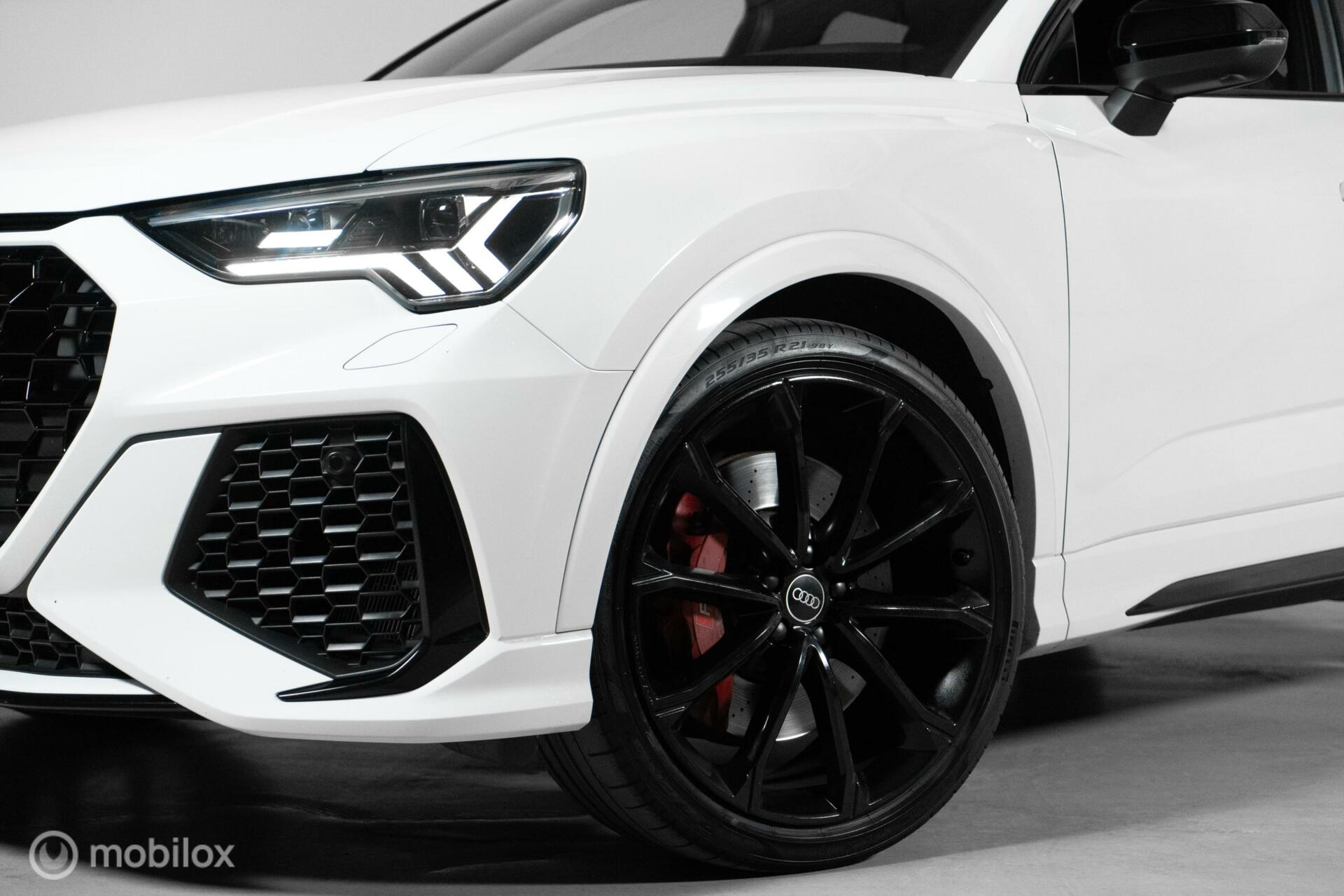 
Audi RS Q3 2.5 TFSI vol									