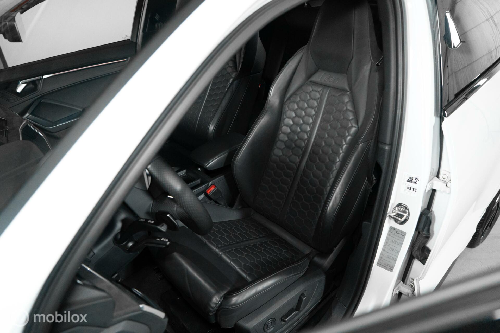 
Audi RS Q3 2.5 TFSI vol									