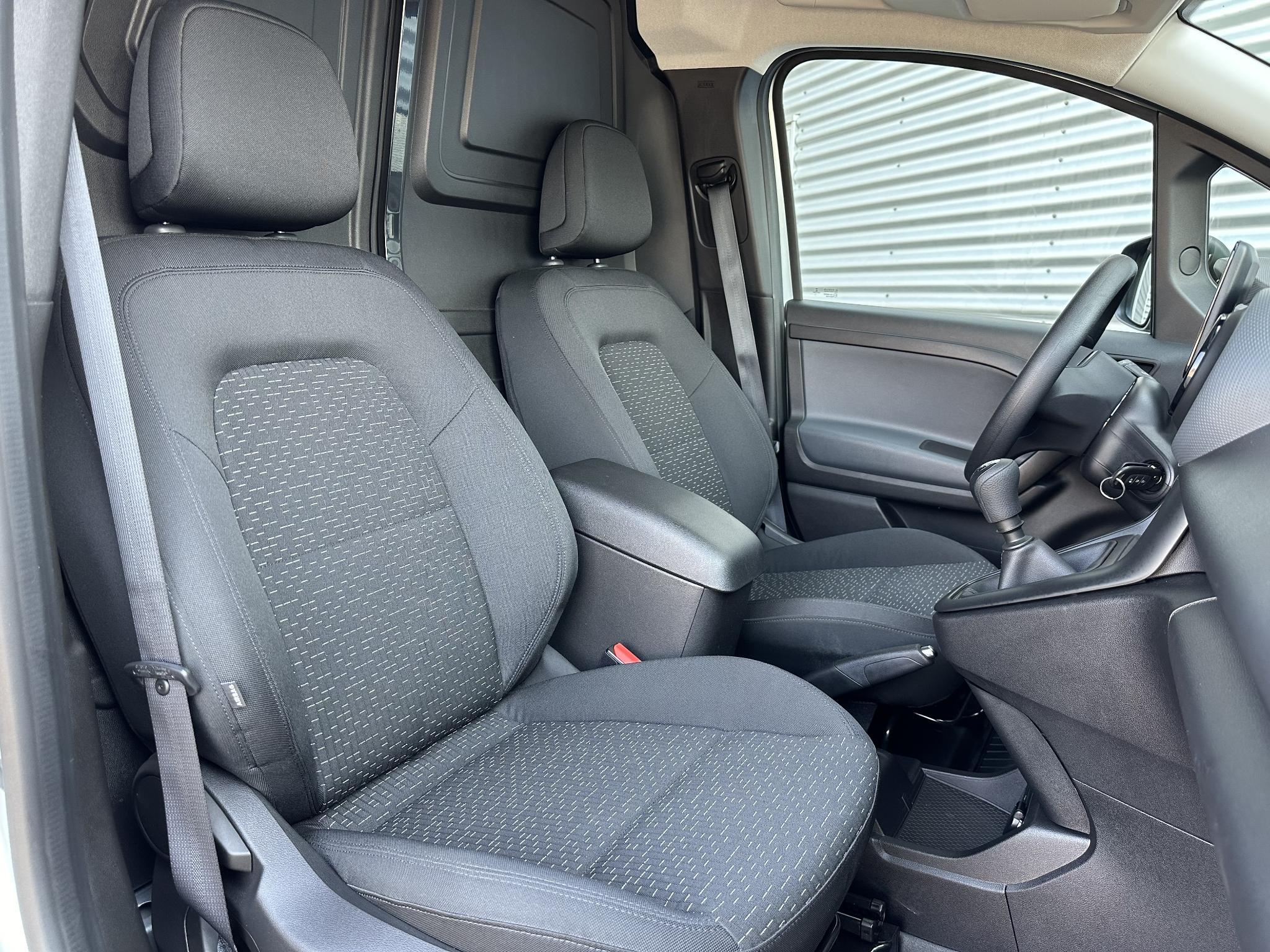 
Mercedes-Benz Citan Citan108 CDI 108 CDI Pro Apple Carplay Navigatie Airco 108 CDI L1 Pro vol									