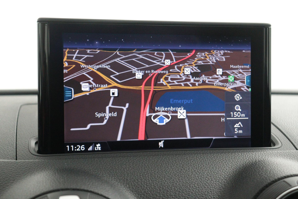 
Audi A3 Limousine 30 TFSI Pro Line(NL-auto, 1e Eig, Dealer OnderH, Navi, Parkeersensoren, Cruise Con, Etc) vol									