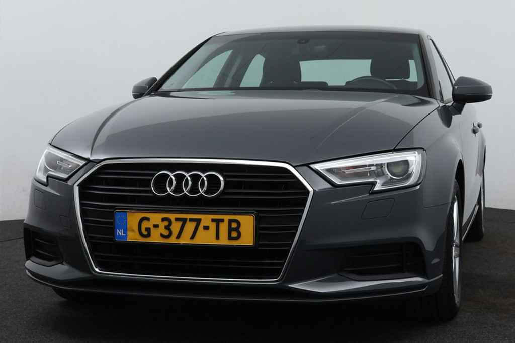 
Audi A3 Limousine 30 TFSI Pro Line(NL-auto, 1e Eig, Dealer OnderH, Navi, Parkeersensoren, Cruise Con, Etc) vol									