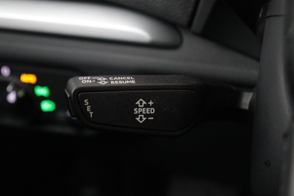 
Audi A3 Limousine 30 TFSI Pro Line(NL-auto, 1e Eig, Dealer OnderH, Navi, Parkeersensoren, Cruise Con, Etc) vol									