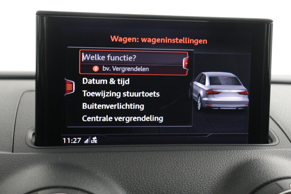 
Audi A3 Limousine 30 TFSI Pro Line(NL-auto, 1e Eig, Dealer OnderH, Navi, Parkeersensoren, Cruise Con, Etc) vol									