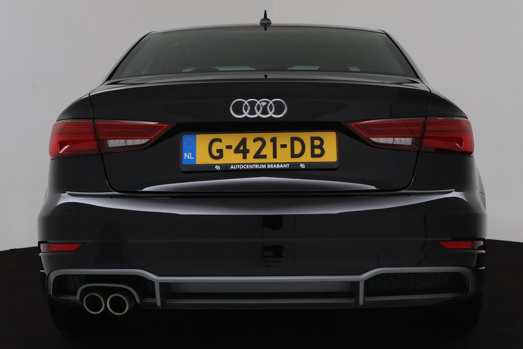 
Audi A3 Limousine 35 TFSI CoD Advance Sport Automaat (NAVIGATIE, VIRTUAL, STOELV, PDC, CRUISE, CLIMATE, NL-AUTO, GOED ONDERHOUDEN) vol									