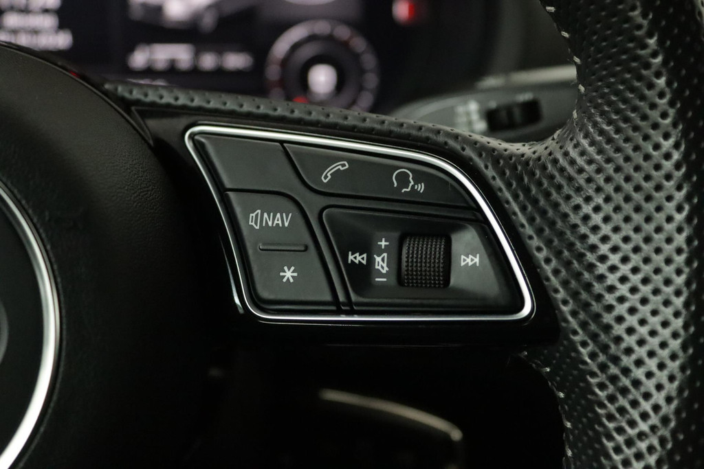 
Audi A3 Limousine 35 TFSI CoD Advance Sport Automaat (NAVIGATIE, VIRTUAL, STOELV, PDC, CRUISE, CLIMATE, NL-AUTO, GOED ONDERHOUDEN) vol									