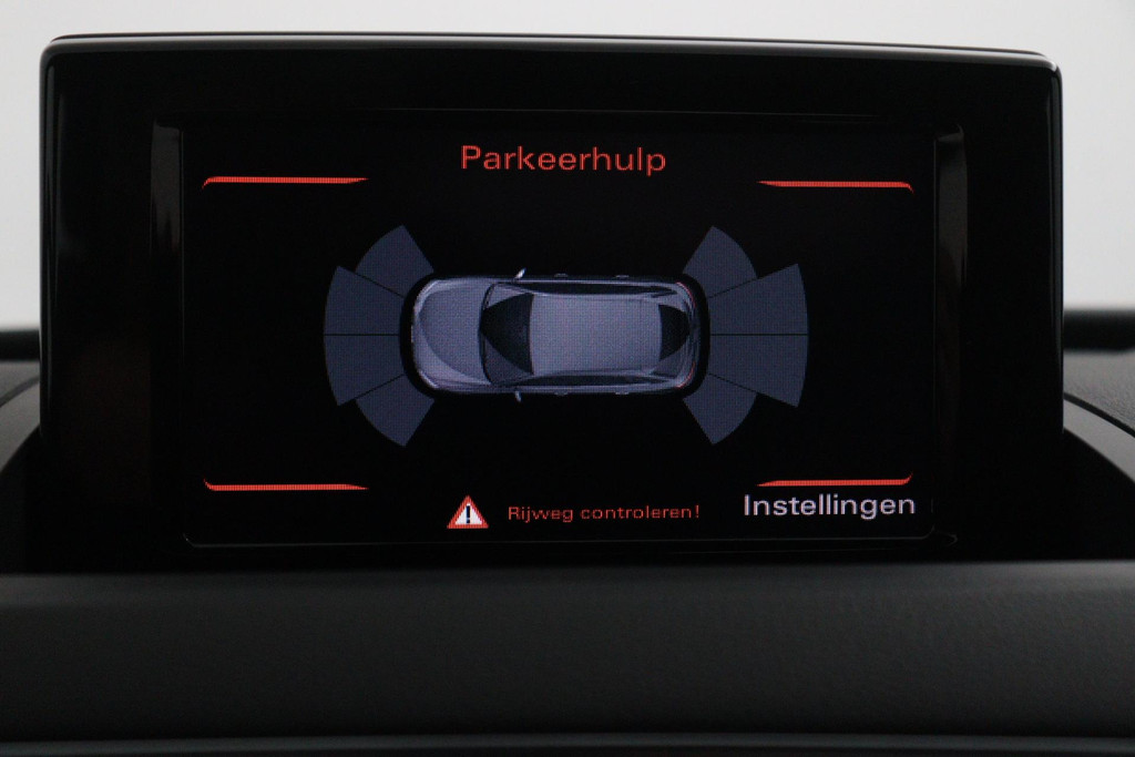 
Audi Q3 1.4 TFSI CoD Sport Advance Sport 2x S-line AANBIEDING!! ( NL-auto, Parkeerhulp V+A, Navi, StoelV, Cruise C, Etc) vol									