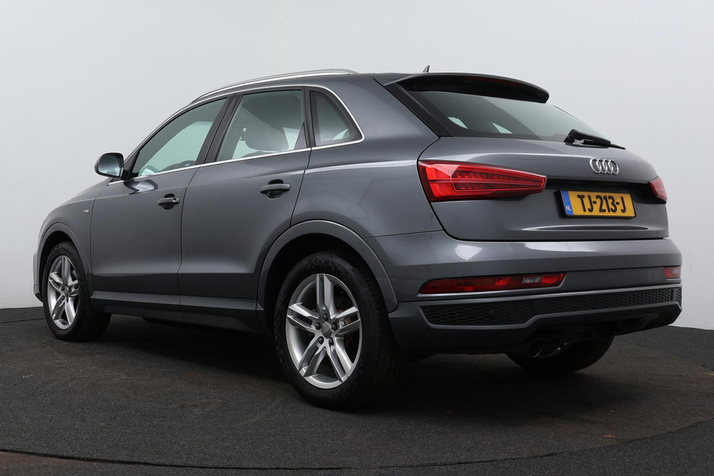 
Audi Q3 1.4 TFSI CoD Sport Advance Sport 2x S-line AANBIEDING!! ( NL-auto, Parkeerhulp V+A, Navi, StoelV, Cruise C, Etc) vol									