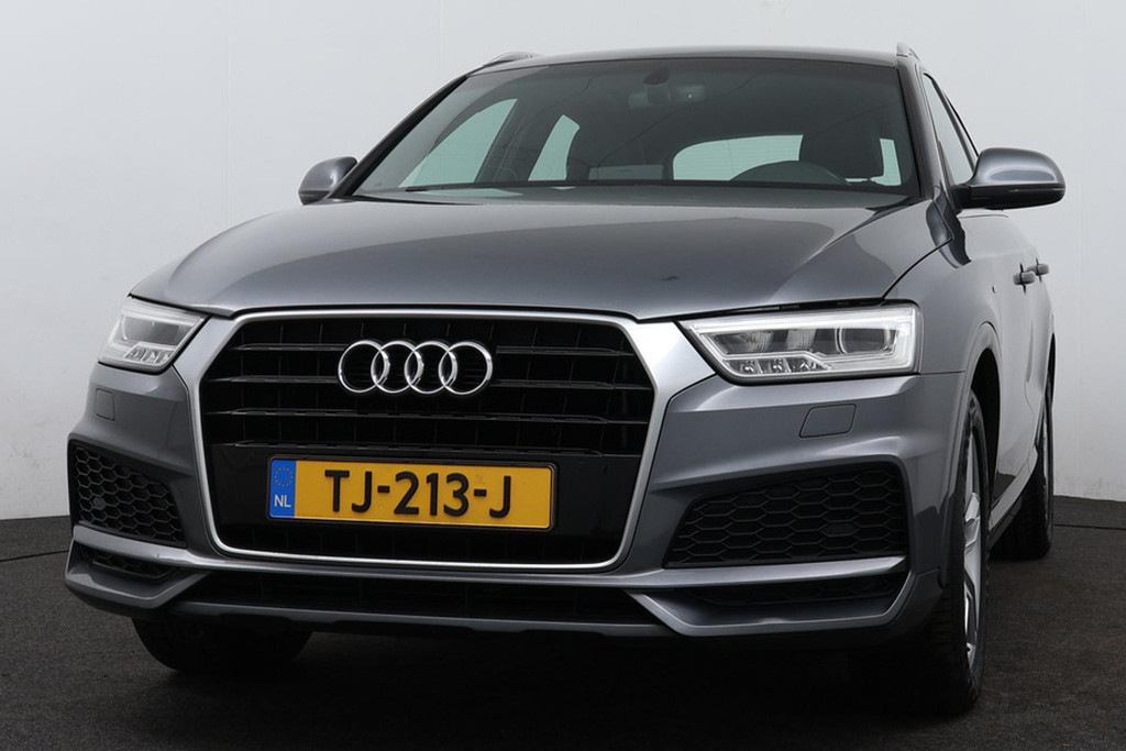 
Audi Q3 1.4 TFSI CoD Sport Advance Sport 2x S-line AANBIEDING!! ( NL-auto, Parkeerhulp V+A, Navi, StoelV, Cruise C, Etc) vol									