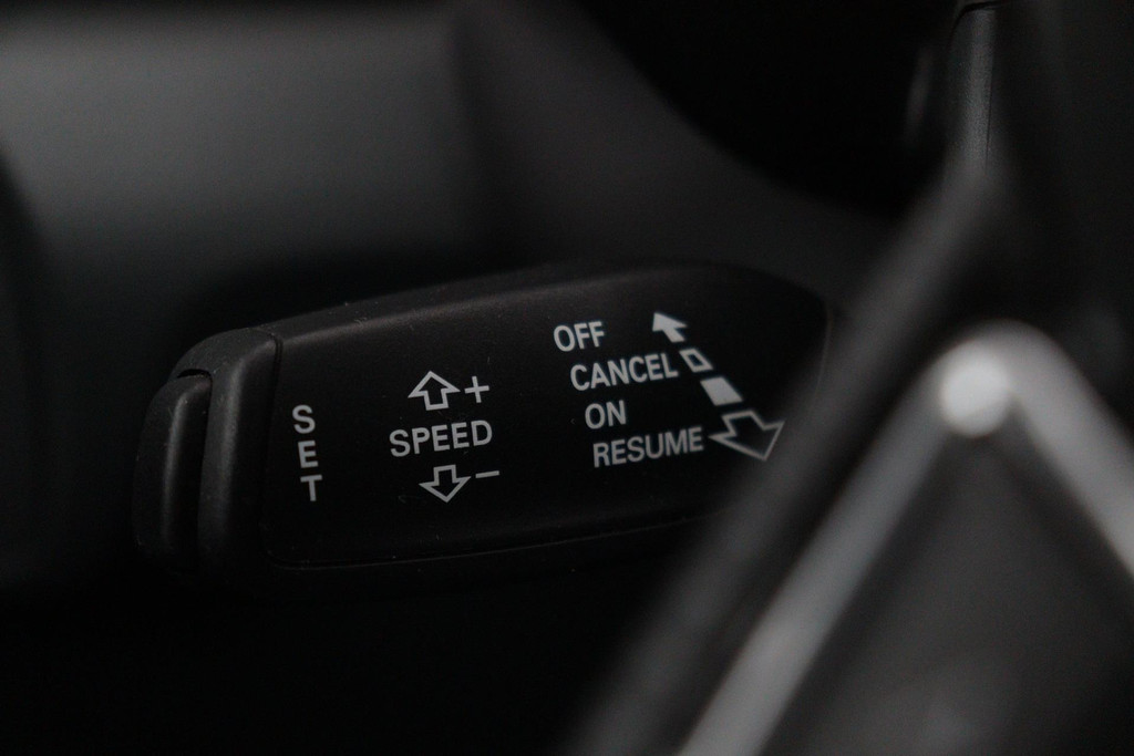 
Audi Q3 1.4 TFSI CoD Sport Advance Sport 2x S-line AANBIEDING!! ( NL-auto, Parkeerhulp V+A, Navi, StoelV, Cruise C, Etc) vol									