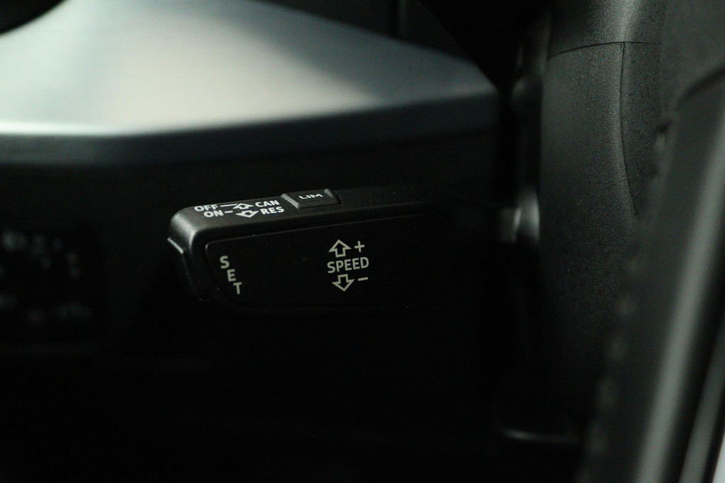 
Audi Q2 1.4 TFSI CoD Design Pro Line (NAVIGATIE, PARKEERSENSOREN, CLIMA, CRUISE, GOED ONDERHOUDEN) vol									