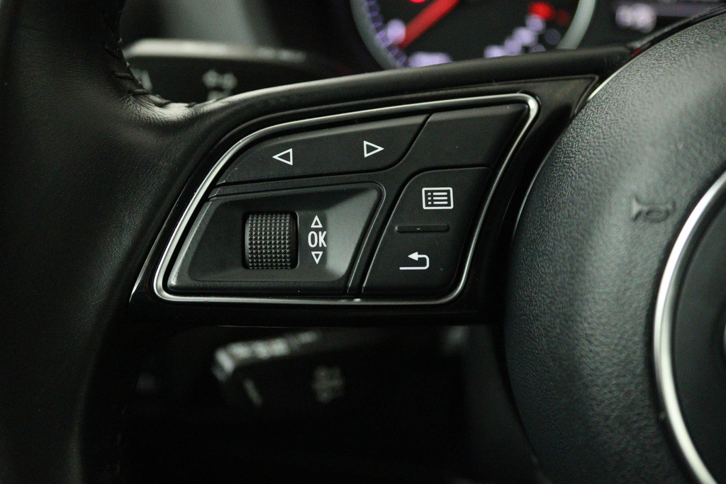 
Audi Q2 1.4 TFSI CoD Design Pro Line (NAVIGATIE, PARKEERSENSOREN, CLIMA, CRUISE, GOED ONDERHOUDEN) vol									