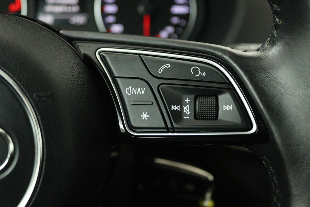 
Audi Q2 1.4 TFSI CoD Design Pro Line (NAVIGATIE, PARKEERSENSOREN, CLIMA, CRUISE, GOED ONDERHOUDEN) vol									