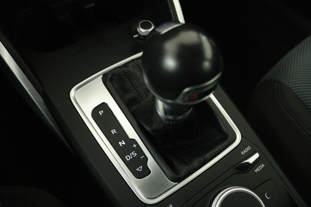 
Audi Q2 1.4 TFSI CoD Design Pro Line (NAVIGATIE, PARKEERSENSOREN, CLIMA, CRUISE, GOED ONDERHOUDEN) vol									