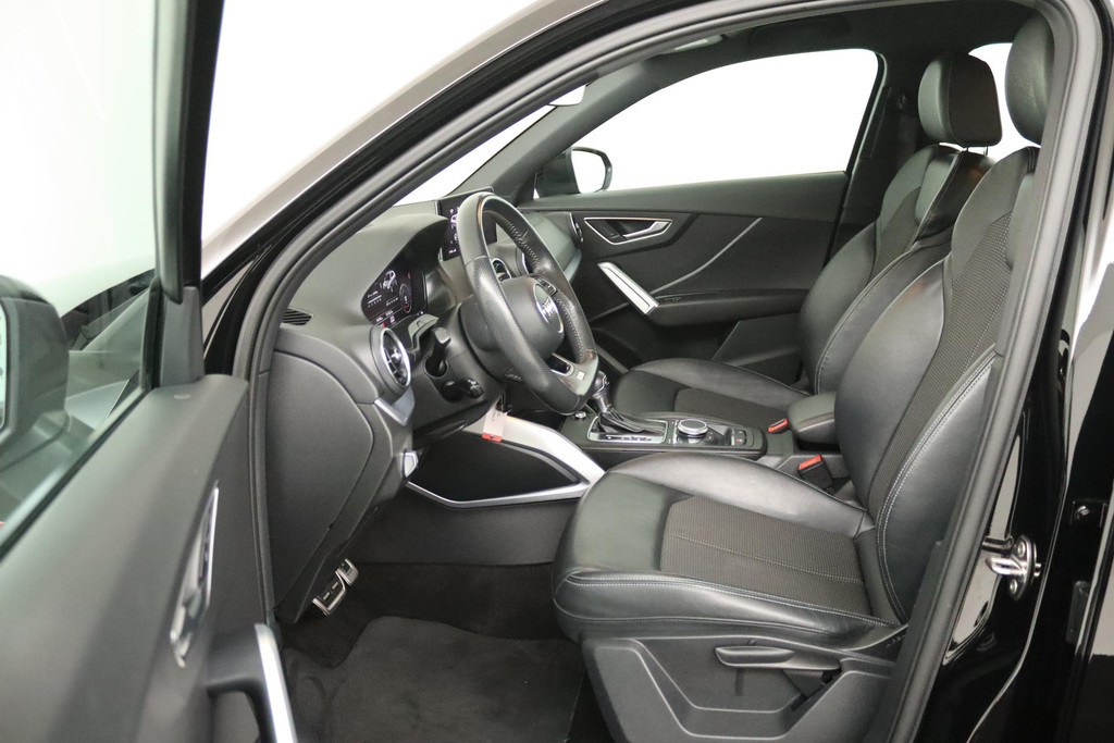 
Audi Q2 1.4 TFSI CoD Launch Edition (TREKHAAK, PARKEERSENSOREN, NAVIGATIE, STOELVERWARMING, GOED ONDERHOUDEN) vol									