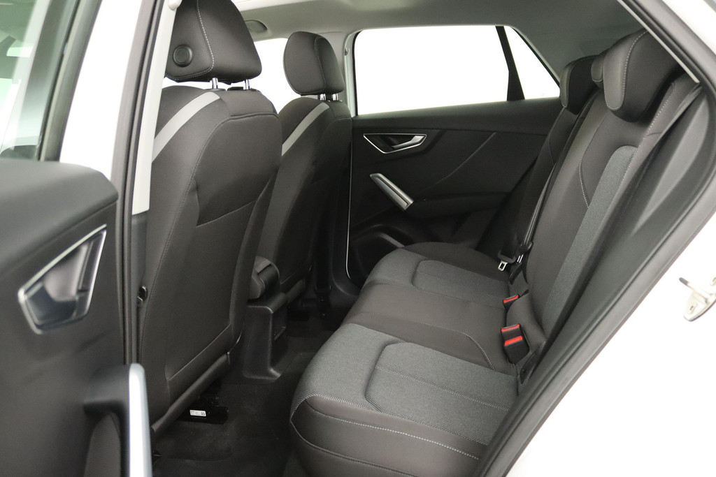 
Audi Q2 35 TFSI CoD Sport (PANORAMADAK, PARKEERSENSOREN, CRUISE, CLIMATE CONTROL, AUTOMAAT, NAVIGATIE, NL-AUTO, GOED ONDERHOUDEN) vol									