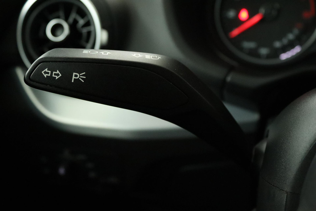 
Audi Q2 35 TFSI epic Automaat (PANORAMADAK, NAVI, CRUISE CONTROL, PARKEERSENSOREN, CLIMATE CONTROL, NL-AUTO, GOED ONDERHOUDEN) vol									