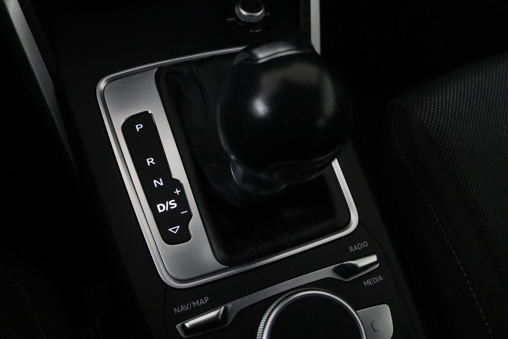 
Audi Q2 30 TFSI Sport Pro Line Automaat (VIRTUAL, NAVIGATIE, CAMERA, PDC, CRUISE, CLIMATE CONTROL, NL-AUTO, GOED ONDERHOUDEN) vol									