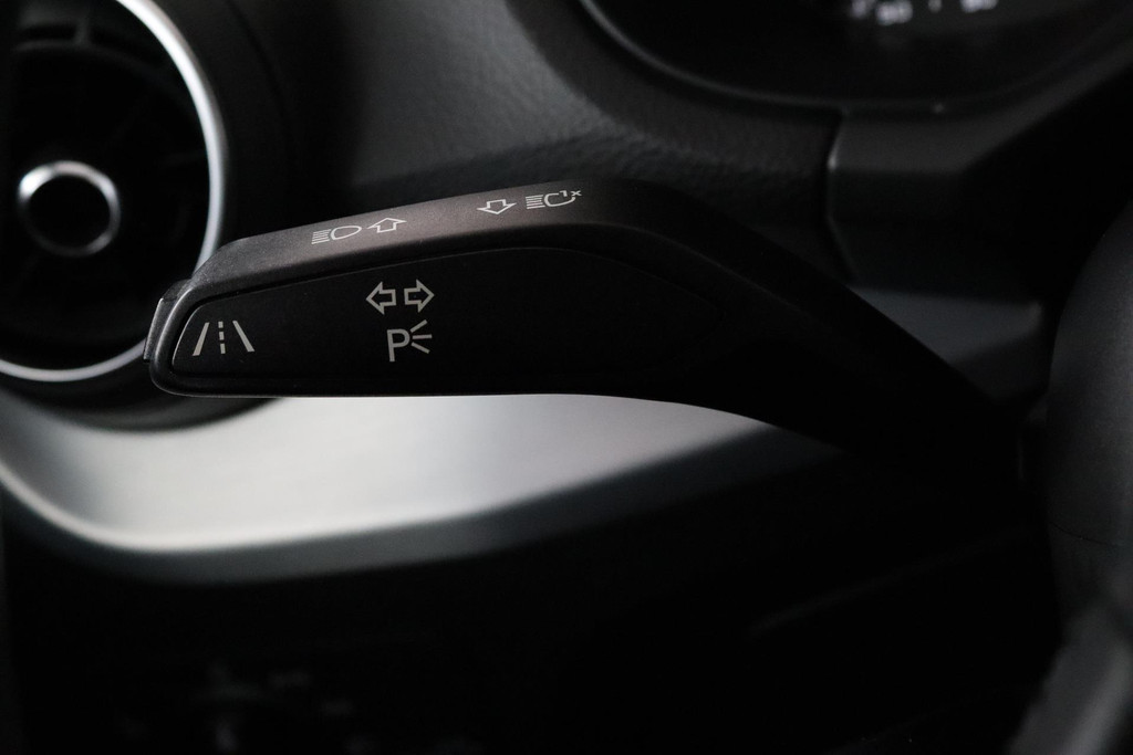 
Audi Q2 30 TFSI Sport Pro Line Automaat (VIRTUAL, NAVIGATIE, CAMERA, PDC, CRUISE, CLIMATE CONTROL, NL-AUTO, GOED ONDERHOUDEN) vol									