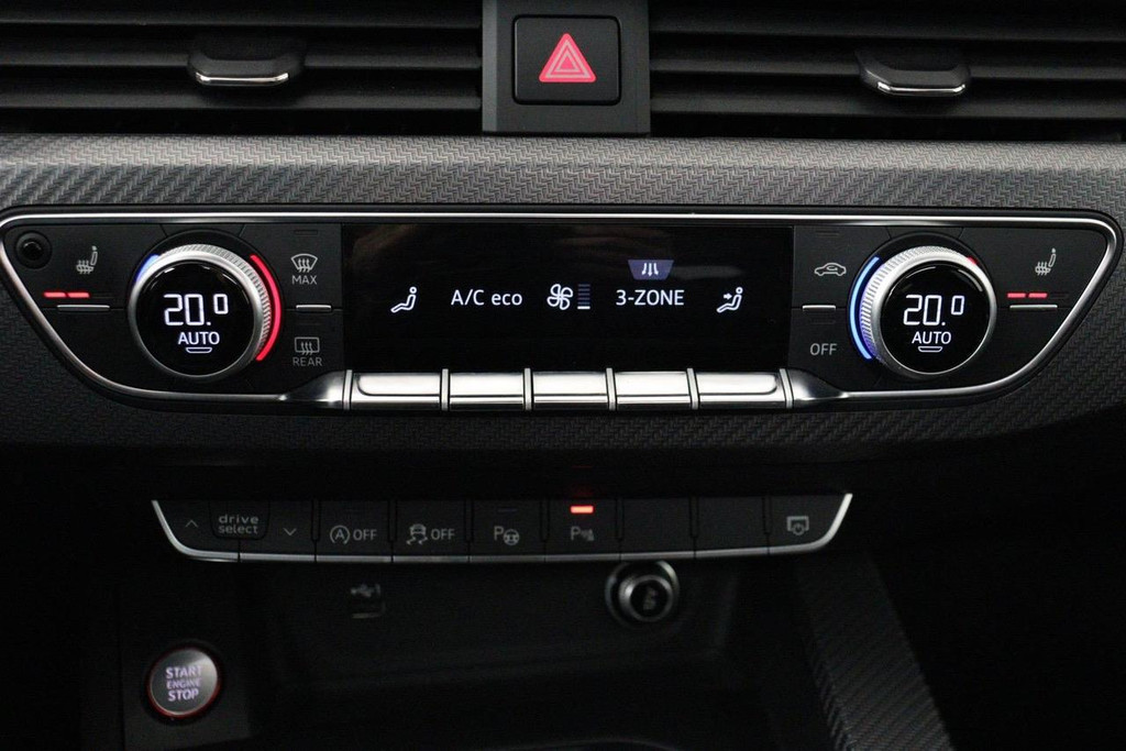 
Audi A4 Avant 2.9 TFSI RS 4 quattro (Panorama, Digitale Dash, Camera’s, StoelV, Navi Pro, Etc) vol									