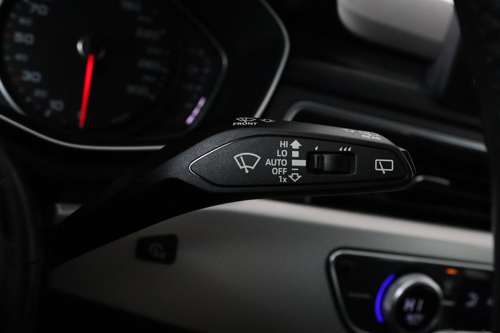 
Audi A4 Avant 1.4 TFSI Sport Lease Edition Sport (NAVIGATIE, TREKHAAK, CRUISE CONTROL, CLIMATE, NL-AUTO, GOED ONDERHOUDEN) vol									