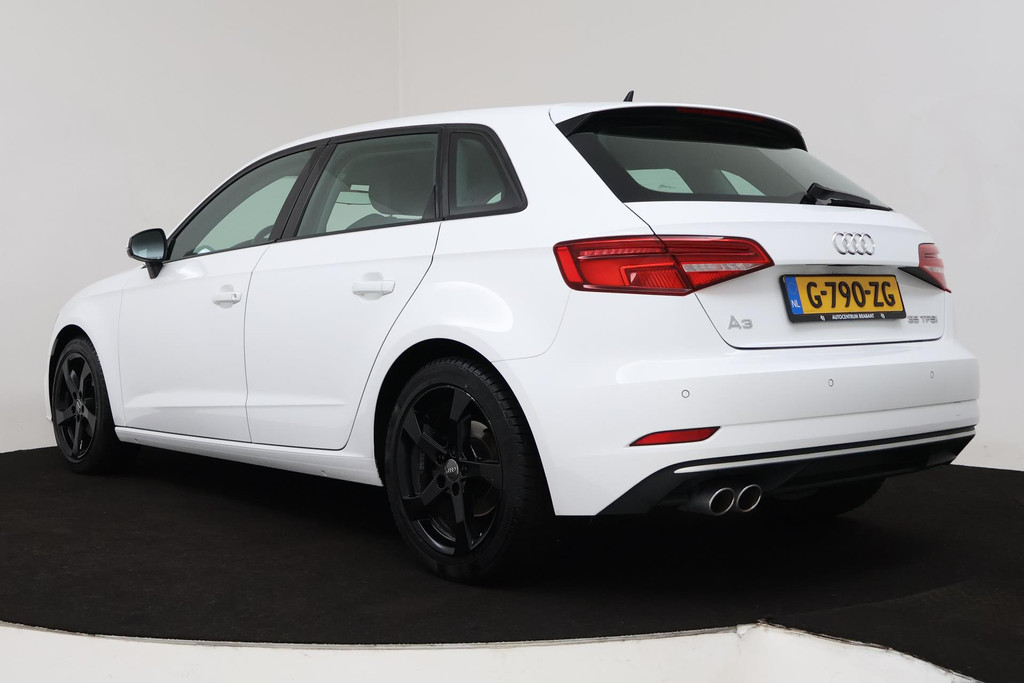 
Audi A3 Sportback 35 TFSI CoD Advance (CRUISE CONTROL, NAVIGATIE, BLUETOOTH, PARKEERSENSOREN, NL-AUTO, GOED ONDERHOUDEN) vol									