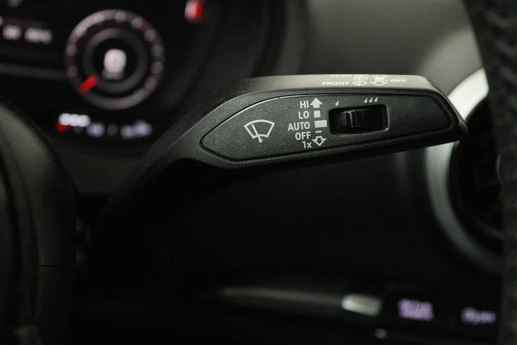 
Audi A3 Sportback 35 TFSI CoD Advance (CRUISE CONTROL, NAVIGATIE, BLUETOOTH, PARKEERSENSOREN, NL-AUTO, GOED ONDERHOUDEN) vol									