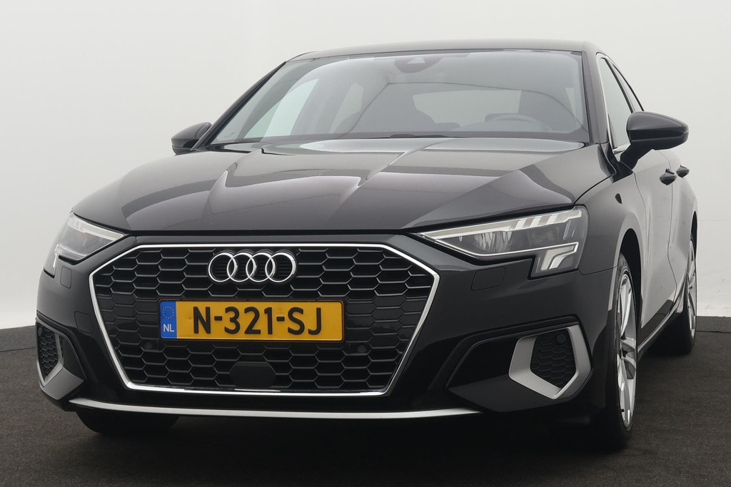 
Audi A3 Limousine 30 TFSI Advanced edition(NL-auto, 1e Eig, Dealer OnderH, Digitale Dash, Carplay, Trekhaak, Addapt Cruise, Etc) vol									