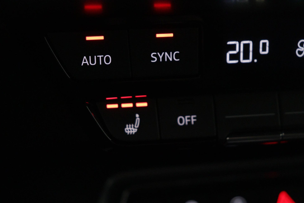 
Audi A3 Limousine 30 TFSI Advanced edition(NL-auto, 1e Eig, Dealer OnderH, Digitale Dash, Carplay, Trekhaak, Addapt Cruise, Etc) vol									