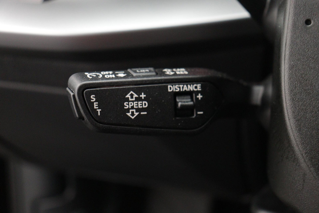 
Audi A3 Limousine 30 TFSI Advanced edition(NL-auto, 1e Eig, Dealer OnderH, Digitale Dash, Carplay, Trekhaak, Addapt Cruise, Etc) vol									