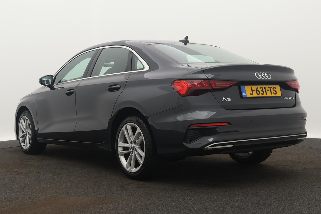 
Audi A3 Limousine 35 TFSI Business edition Automaat (NAVIGATIE, LED, CARPLAY, VIRTUAL COCKPIT, 1e EIGENAAR, GOED ONDERHOUDEN) vol									