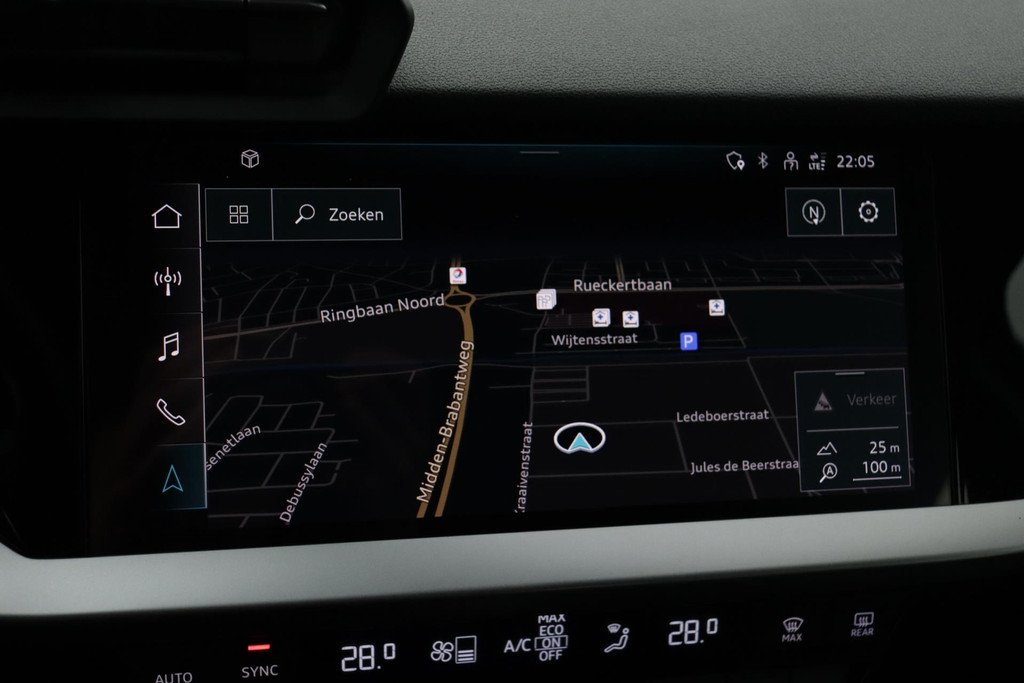 
Audi A3 Limousine 35 TFSI Business edition Automaat (NAVIGATIE, LED, CARPLAY, VIRTUAL COCKPIT, 1e EIGENAAR, GOED ONDERHOUDEN) vol									