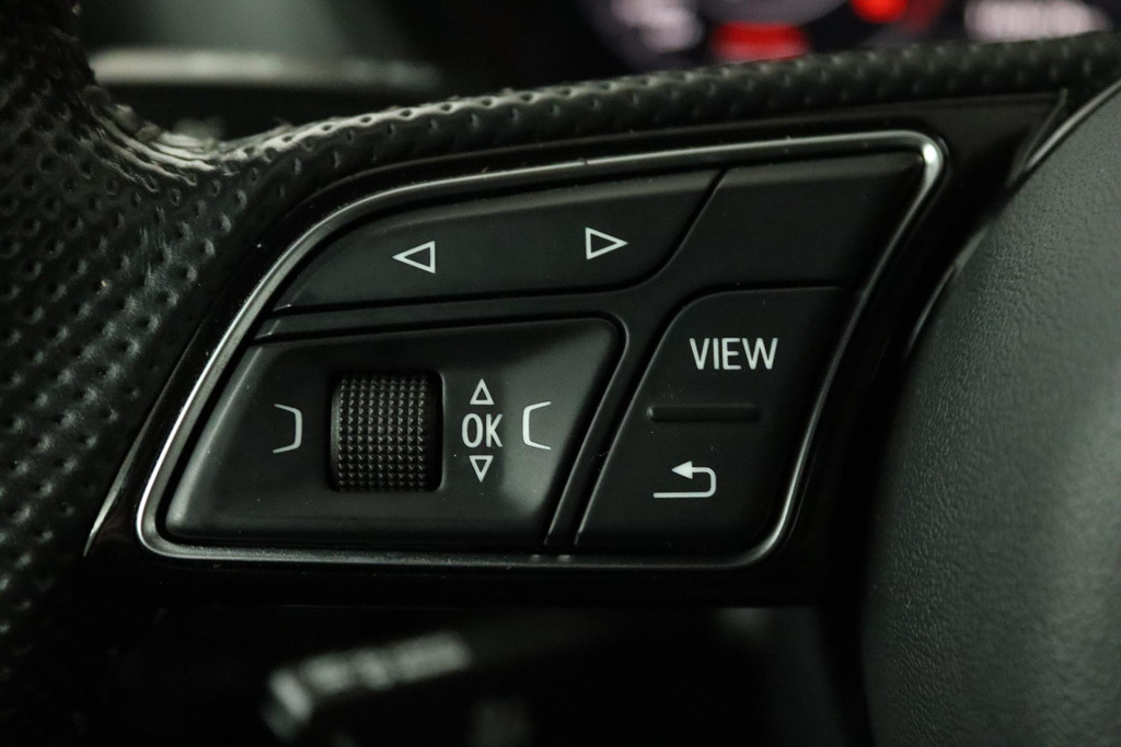 
Audi A3 Sportback 35 TFSI CoD Advance Sport (NAVIGATIE, STOELVERWARMING, DIGITAAL DASHBOARD, NL-AUTO, GOED ONDERHOUDEN) vol									