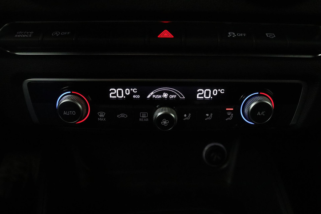 
Audi A3 Sportback 35 TFSI CoD Sport S Line Edition Automaat (PANORAMADAK, NAVIGATIE, PDC, CRUISE, NL-AUTO, GOED ONDERHOUDEN) vol									