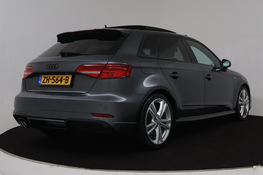 
Audi A3 Sportback 35 TFSI CoD Sport S Line Edition Automaat (PANORAMADAK, NAVIGATIE, PDC, CRUISE, NL-AUTO, GOED ONDERHOUDEN) vol									