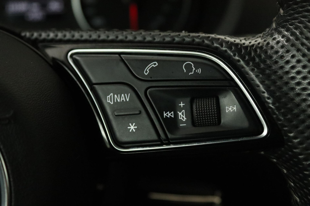 
Audi A3 Sportback 35 TFSI CoD Sport S Line Edition Automaat (PANORAMADAK, NAVIGATIE, PDC, CRUISE, NL-AUTO, GOED ONDERHOUDEN) vol									