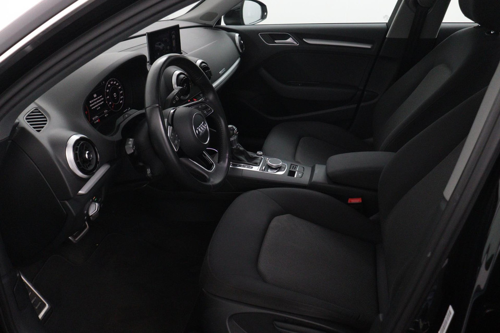 
Audi A3 Sportback 1.4 TFSI CoD Sport S Line Edition Automaat (VIRTUAL, STOELV, CRUISE, PDC, NAVIGATIE, CLIMATE, GOED ONDERHOUDEN) vol									