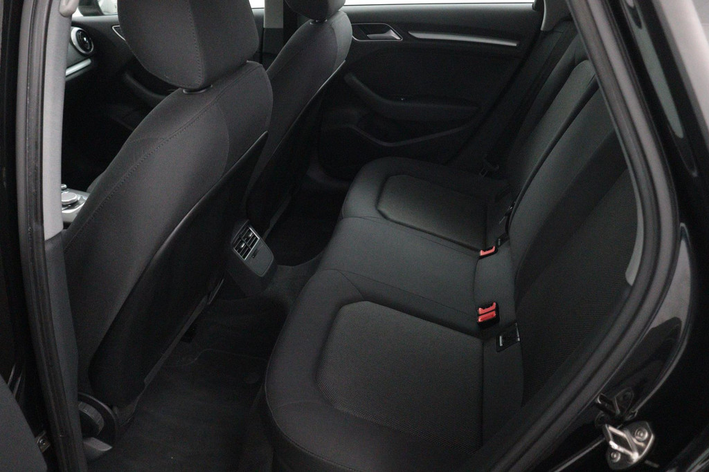 
Audi A3 Sportback 1.4 TFSI CoD Sport S Line Edition Automaat (VIRTUAL, STOELV, CRUISE, PDC, NAVIGATIE, CLIMATE, GOED ONDERHOUDEN) vol									