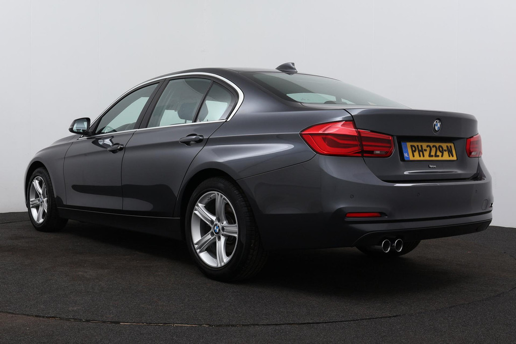 
BMW 3-serie 320i Corporate Lease Executive(NL-auto, Dealer OnderH, Navi, Parkeersensoren, Sportstoelen, Climate Con, Etc) vol									