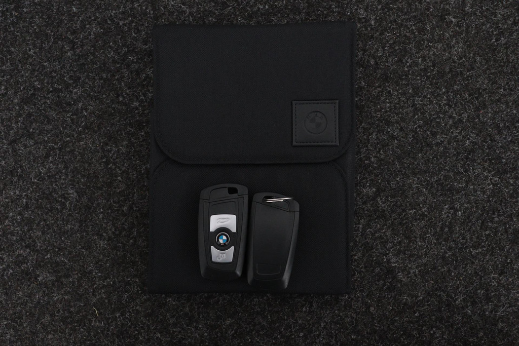 
BMW 3-serie 320i Corporate Lease Executive(NL-auto, Dealer OnderH, Navi, Parkeersensoren, Sportstoelen, Climate Con, Etc) vol									