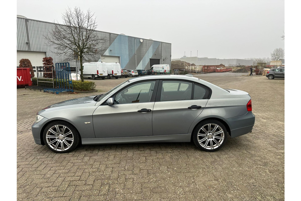 
BMW 3-serie 320d Automaat YOUNGTIMER INRUILKOOPJE! vol									