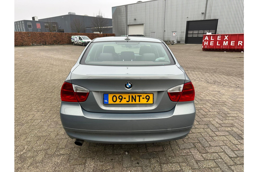 
BMW 3-serie 320d Automaat YOUNGTIMER INRUILKOOPJE! vol									