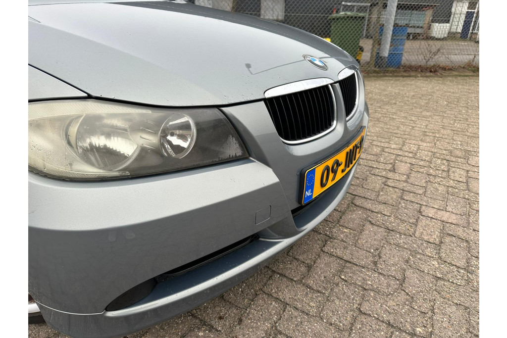 
BMW 3-serie 320d Automaat YOUNGTIMER INRUILKOOPJE! vol									