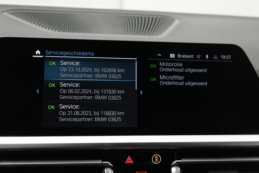 
BMW 3 Serie Touring 330e eDrive M-sport Edition(NL-auto,1e eig, Dealer OnderH, 360 Camera, Carplay, StoelV, Trekhaak, Etc) vol									