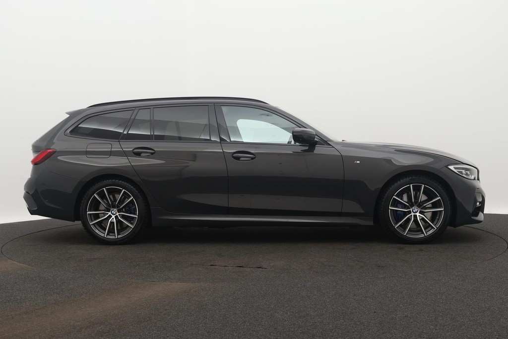 
BMW 3 Serie Touring 330e eDrive M-sport Edition(NL-auto,1e eig, Dealer OnderH, 360 Camera, Carplay, StoelV, Trekhaak, Etc) vol									