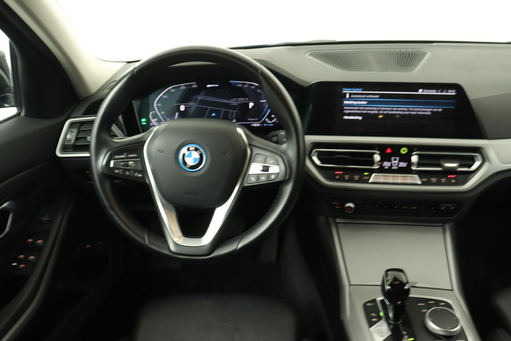 
BMW 3 Serie Touring 320e Business Edition Plus. AANBIEDING!!! (NL-auto, Dealer OnderH, 1e Eig, Navi Pro, StoelV, Leder, Etc) vol									