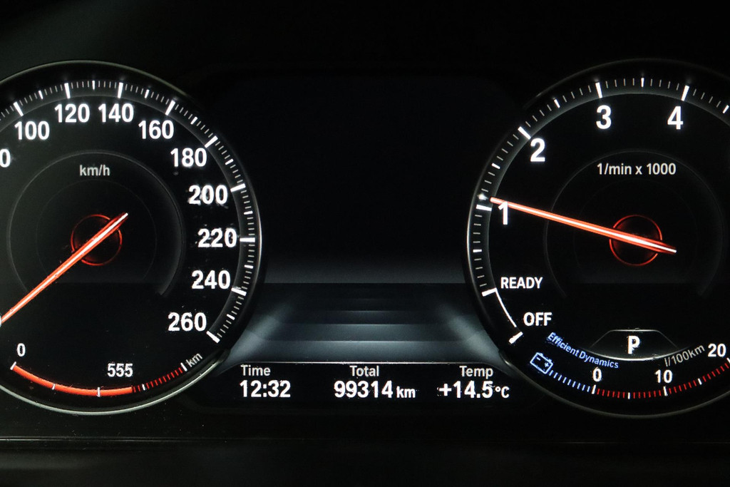 
BMW 3 Serie Touring 320i Edition M Sport Shadow High Executive (PANORAMADAK, NAVIGATIE, VIRTUAL, STOELV, LEDER, CRUISE, NL-AUTO) vol									