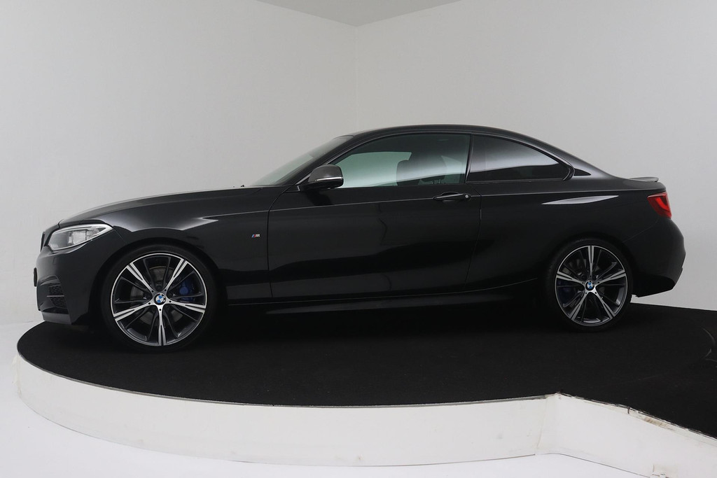 
BMW 235 M235i High Executive (NL-AUTO, AUTOMAAT, NAVIGATIE-PROFESSIONAL, STOELVERWARMING) vol									
